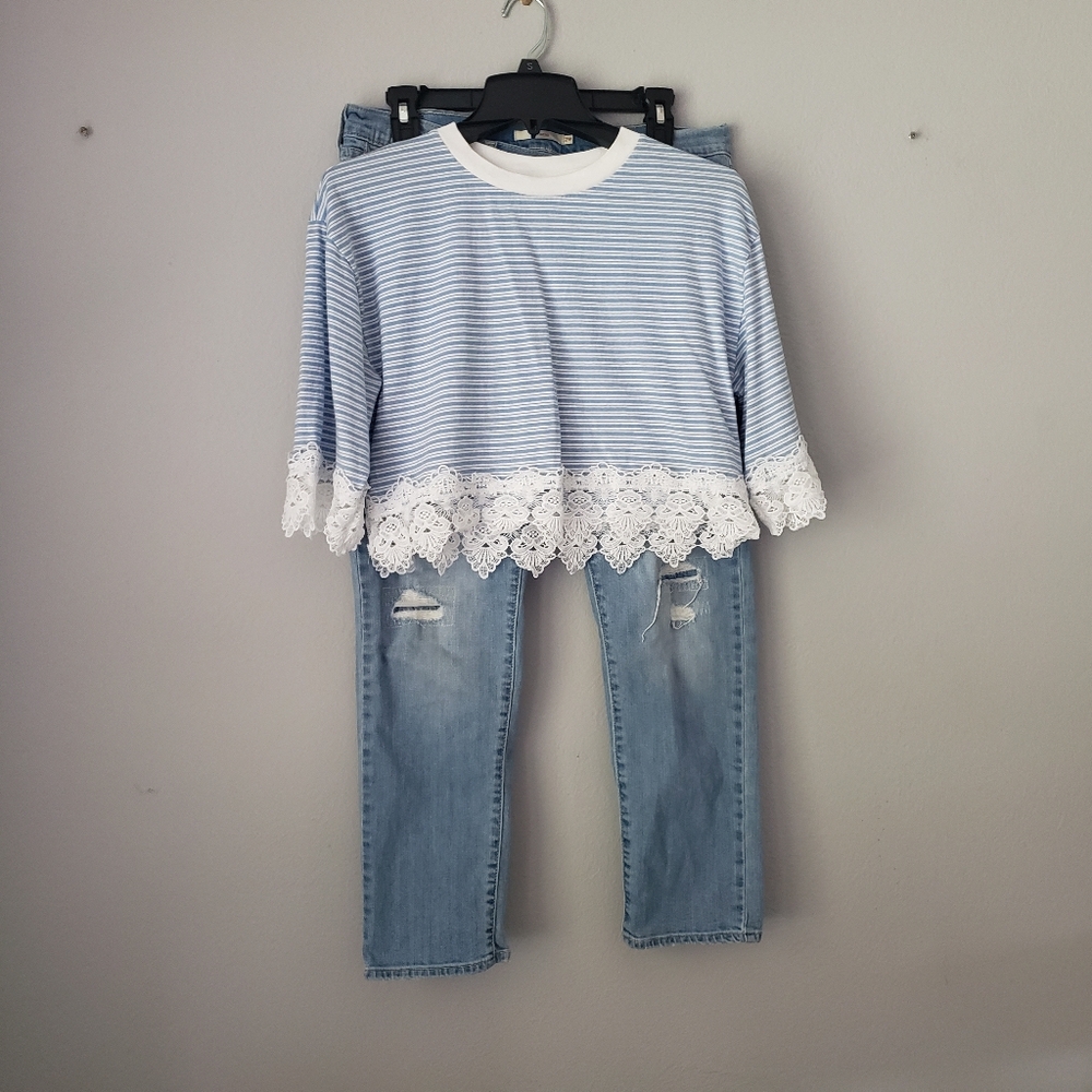 Levis Lowrise Jeans - Picture 5 of 5